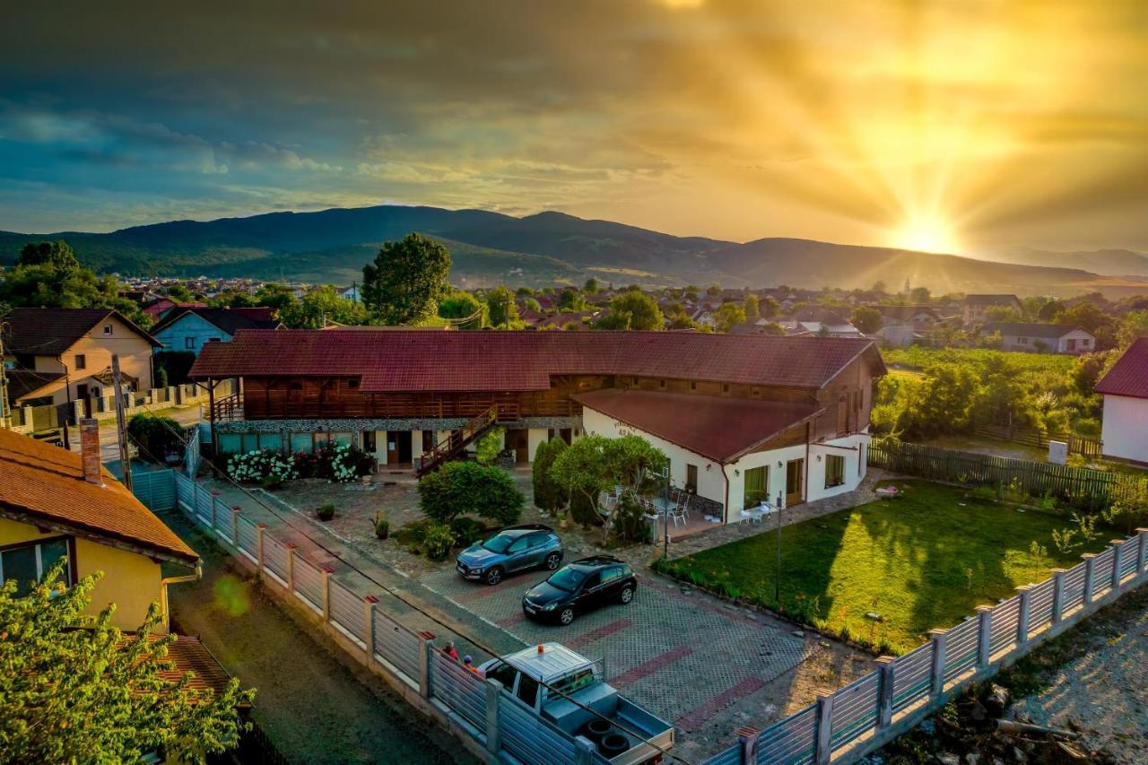 Pensiunea Ara Alba Iulia Exterior photo